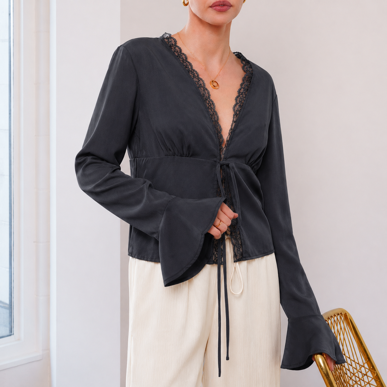 THE COLETTE LACE BLOUSE