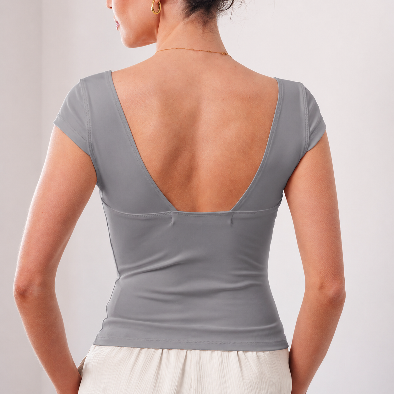 THE VALÉRA SCULPT KNIT TOP