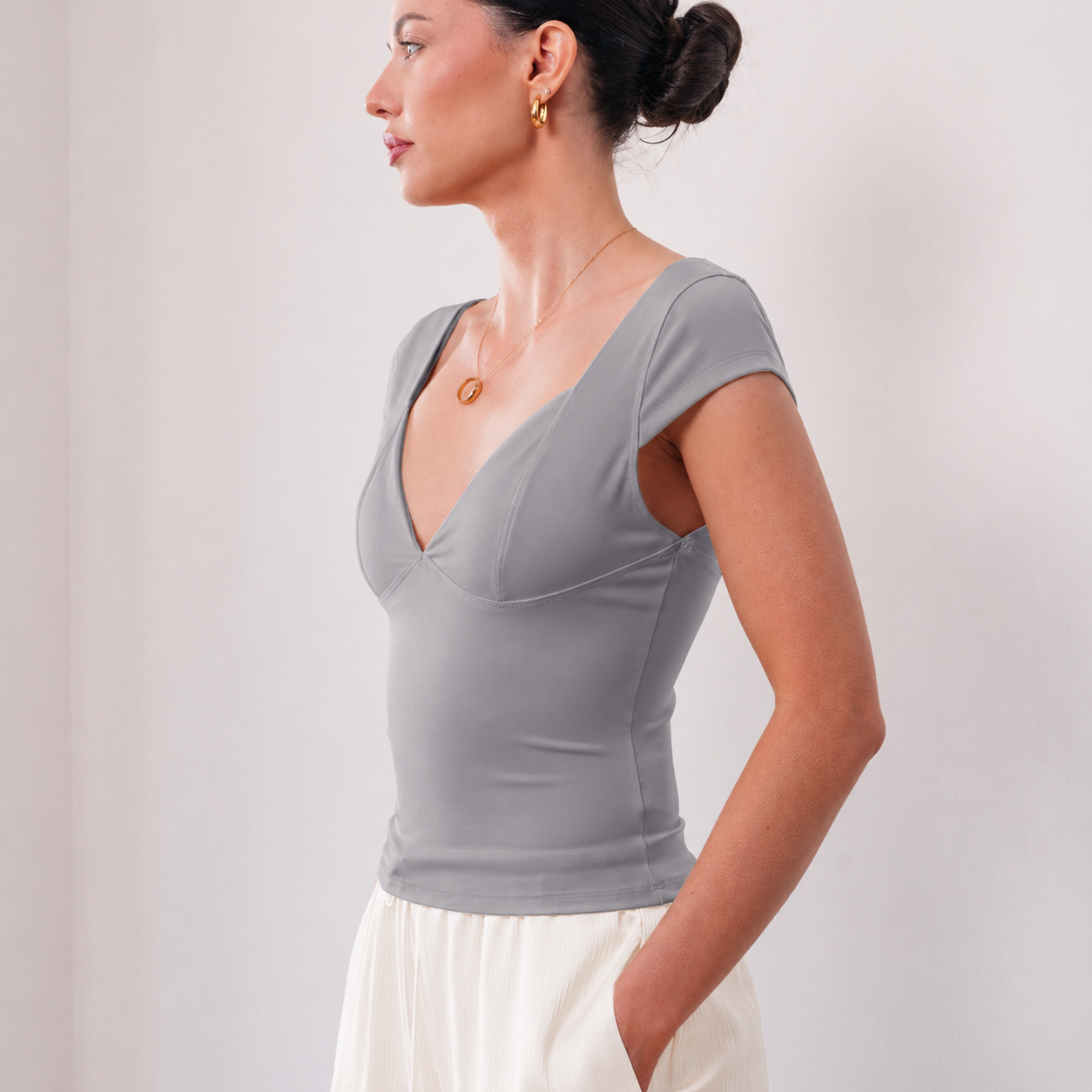 THE VALÉRA SCULPT KNIT TOP