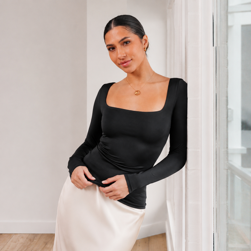 THE VÉLORA SOFT-TOUCH TOP