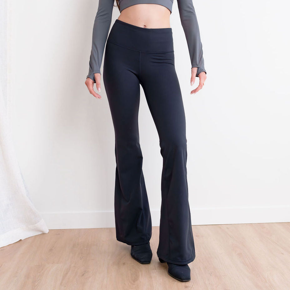 Flared Leggings in Black