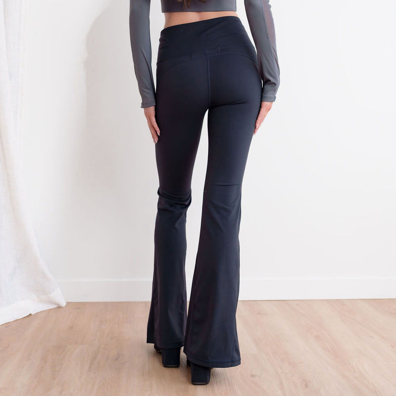 Flared Leggings in Black