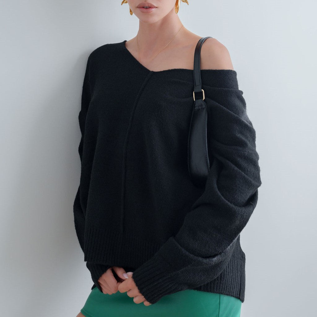 Seam Front Design Sweater With V-Neckline