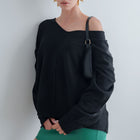 Seam Front Design Sweater With V-Neckline