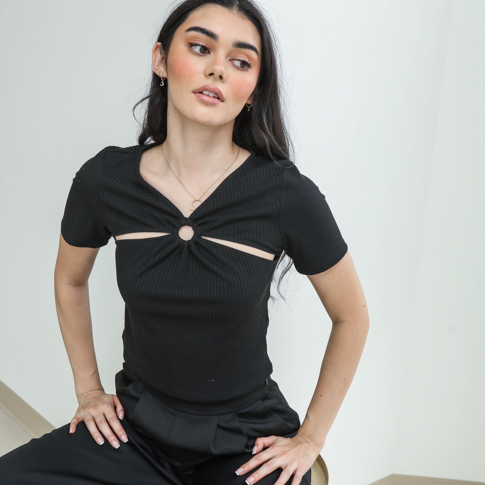 Ribbed T-Shirt With Cut Out O Ring Design