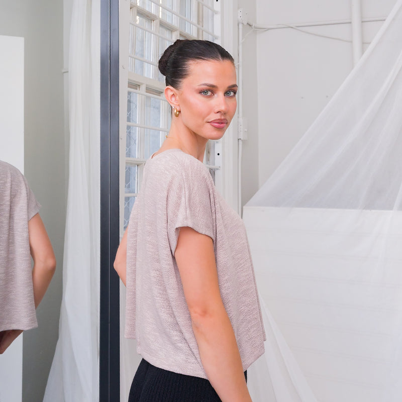 Summer V-NECK HACCI TOP in Blush