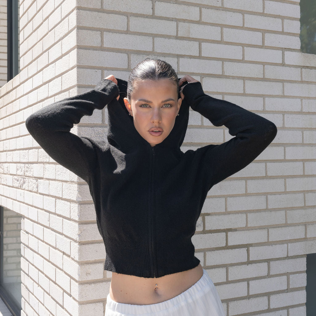 Hoodie Zip Up Sweater in Black