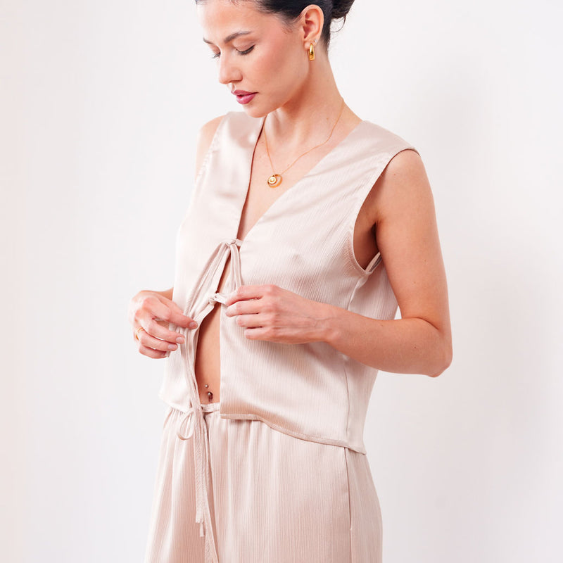 THE LUMIÈ TEXTURED SATIN VEST SET