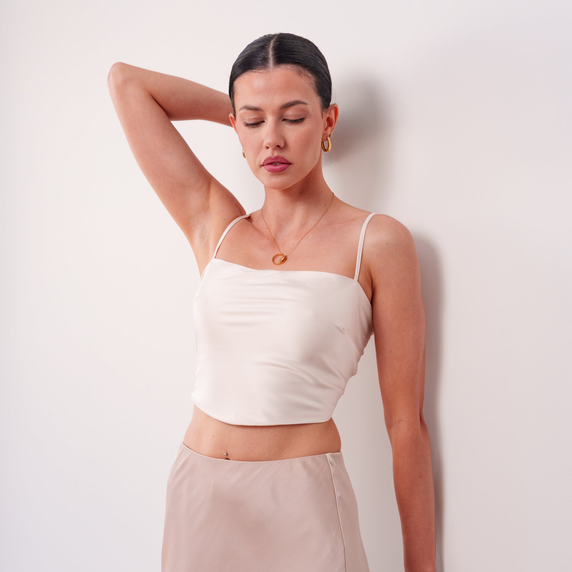THE ÉLANORA SATIN DRAPE TOP