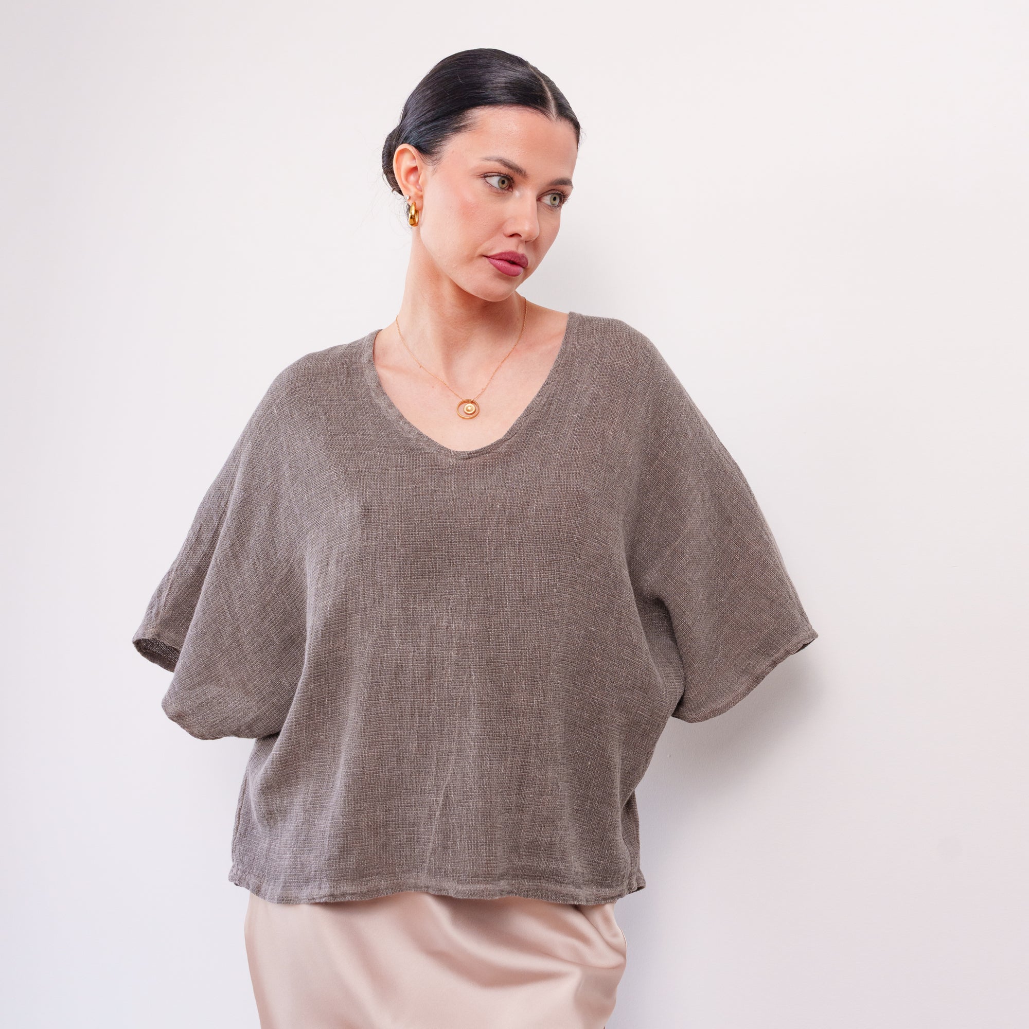 THE LYSÉA LINEN BLOUSE