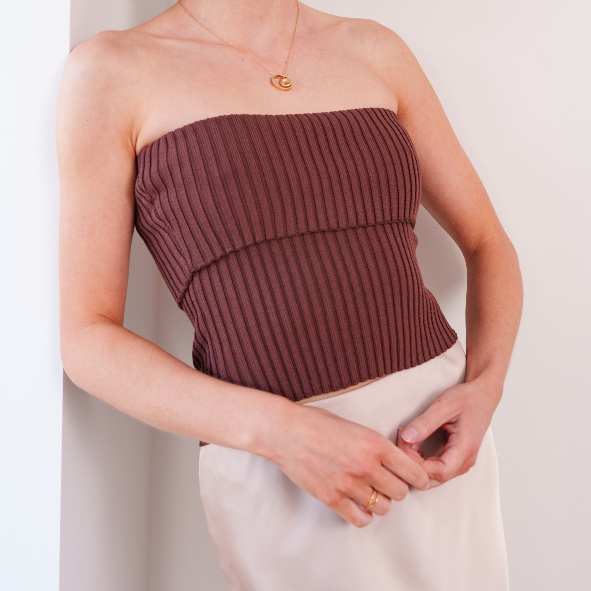 THE CALIXTE STRUCTURED RIB TUBE TOP