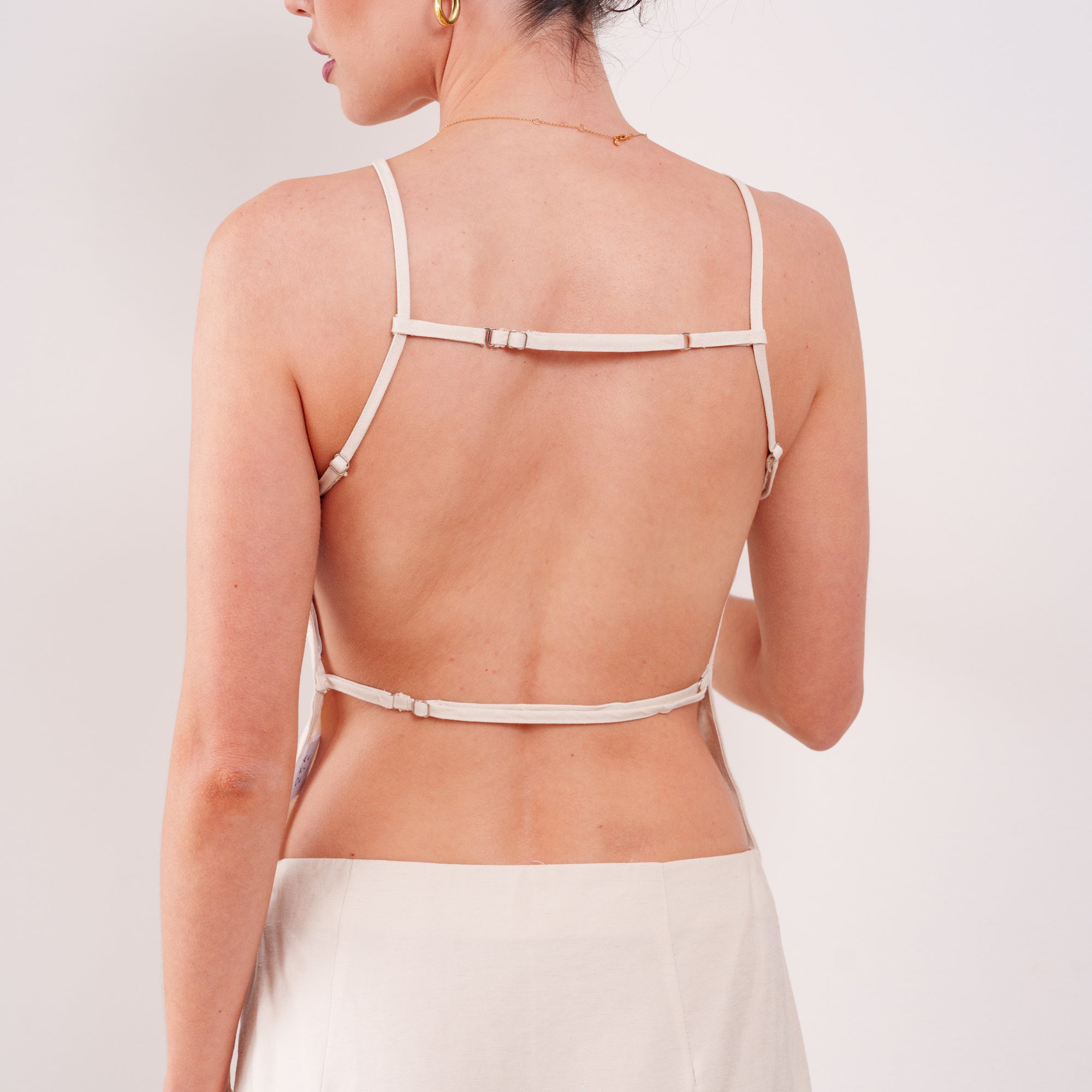 THE VÉLINA LINEN TWO-PIECE SET