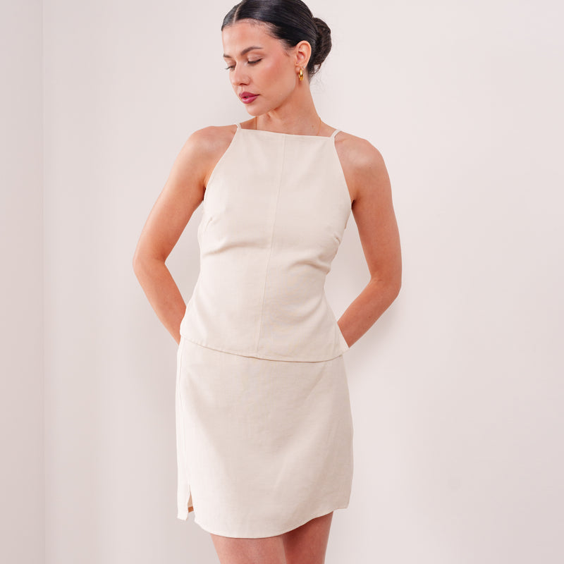 THE VÉLINA LINEN TWO-PIECE SET