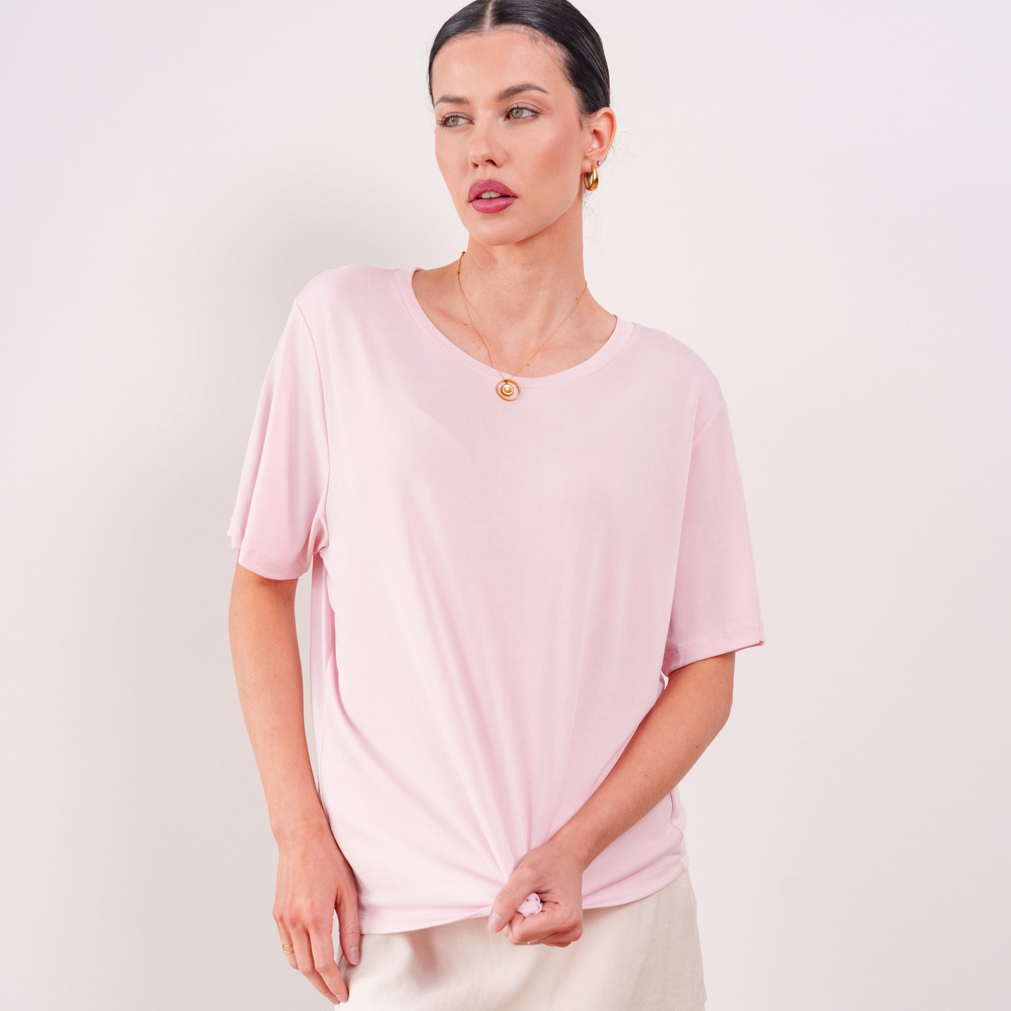 THE ALÉA SILK TOUCH TEE