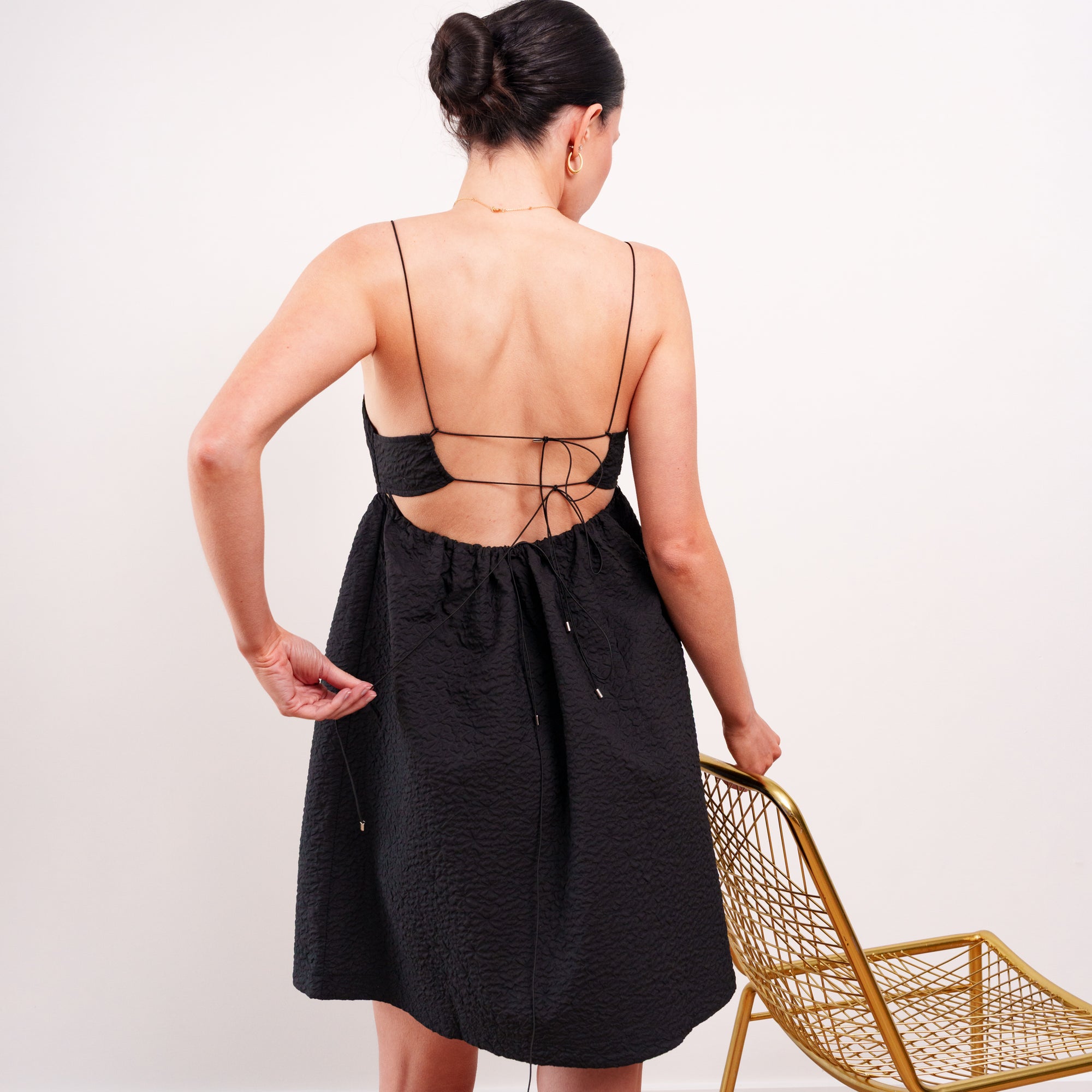 THE NOIRÉA STRUCTURED PRINCESS MINI DRESS