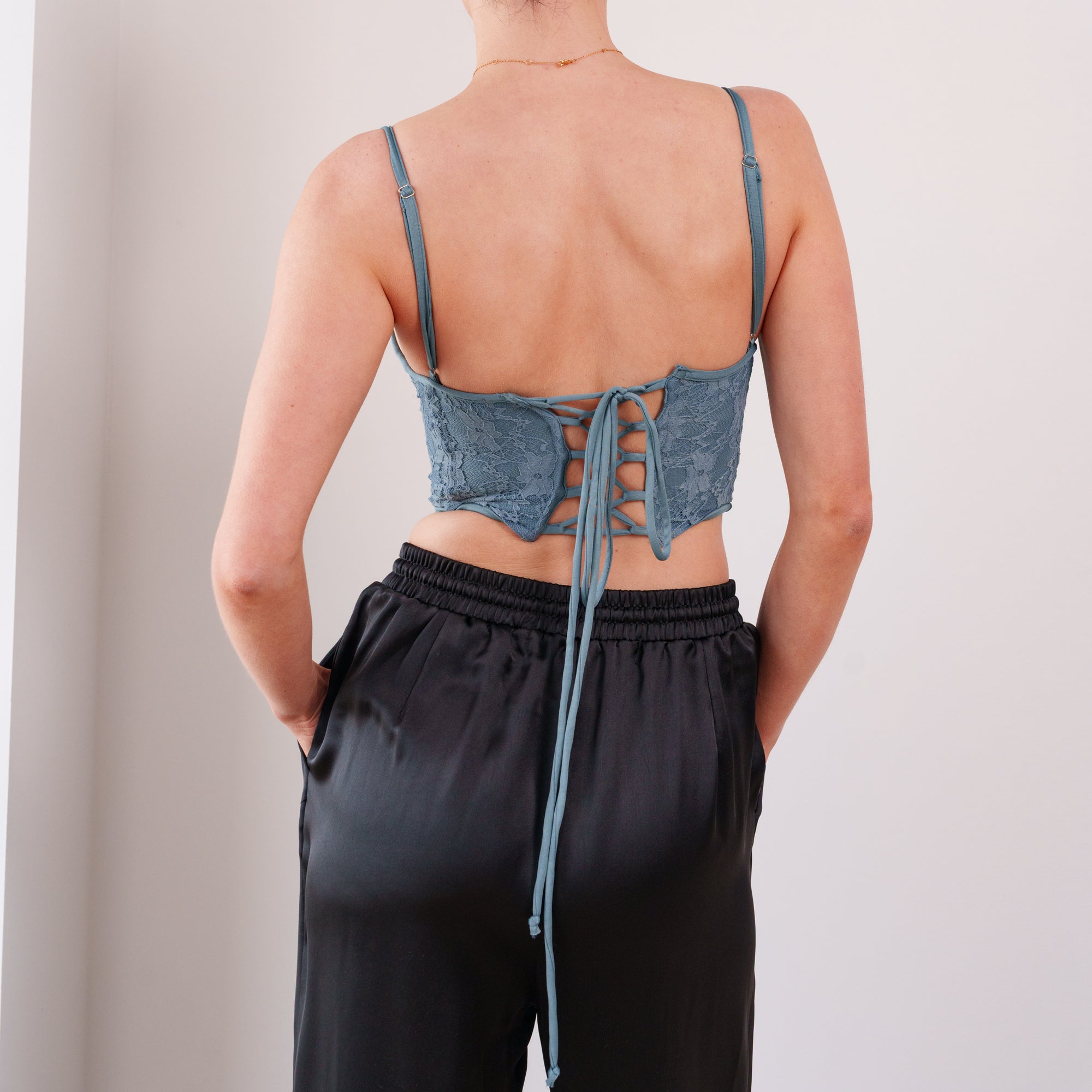 THE AZURÉ LACE LACE-UP BUSTIER